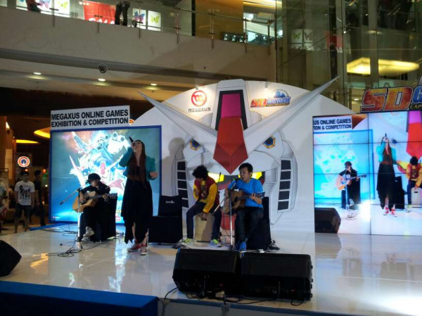 At central park event megaxus online competition @parcelband 