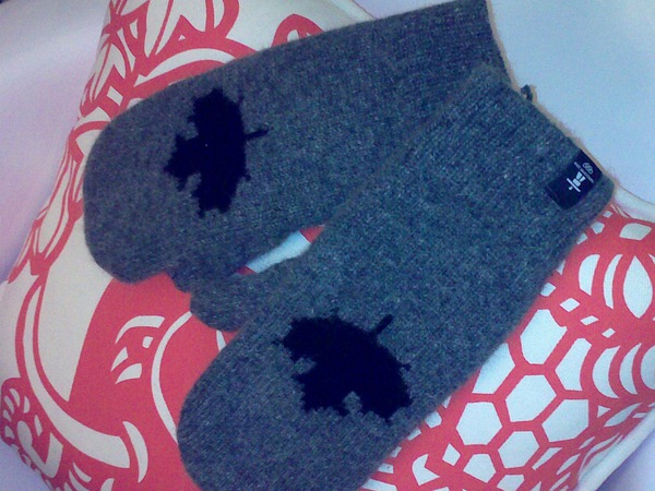 Love my Van2010 mitts! Can't wait for the Olympics to start!