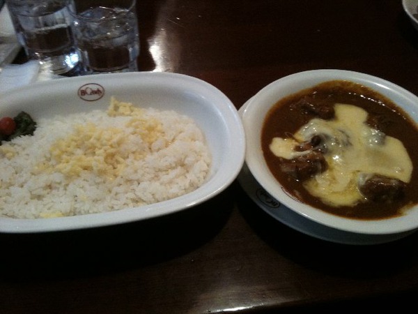 ボンディでお昼して、上野へ移動。法隆寺宝物館なう