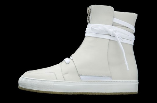 White stuff. Kris van Assche Fall/Winter 2010 Sneakers - 3