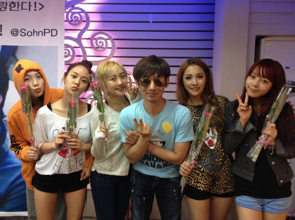 제가 젤 좋아하는 카라와 함께^^. 격하게 사랑합니다!!  @gyuri88 @_sweethara @kkangjii @fateflysy  @_911007