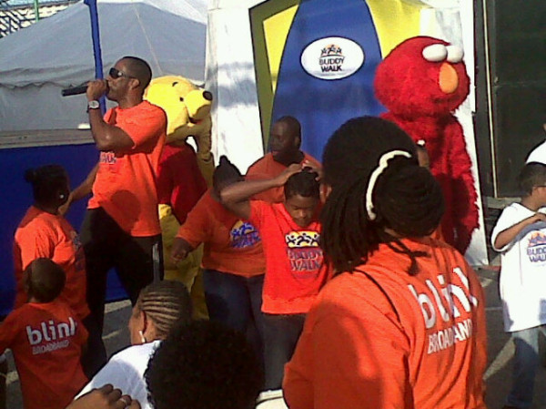 @Shurwayne even had Elmo&amp; Winnie the Pooh in a frenzy!! #EPIC #BUDDYWALKTT @DSFamilyNetwork @BuddyWalkTT