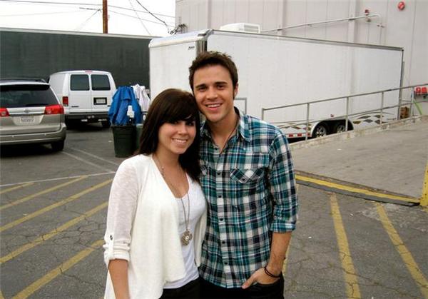 MY DAUGHTER'S FRIEND JUSTINE & KRIS TODAY AT NICK STUDIOS