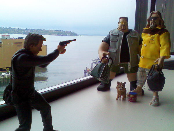 There can be no winner when Jack Bauer faces The Dude, Walter & a Pomeranian. #laremyspicofday