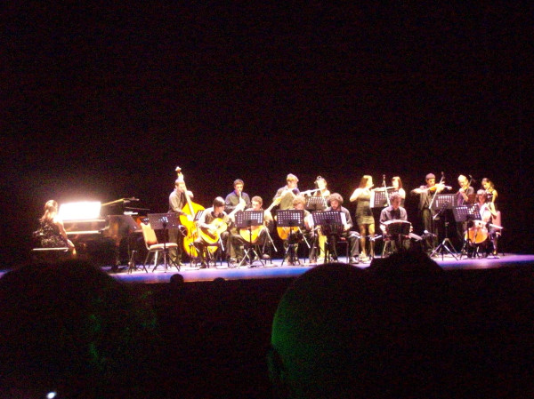 La Orquesta Escuela de Tango de Uruguay Destaoriya, el pasado 20 en el Teatro Solís #descollaronlosbotijas
