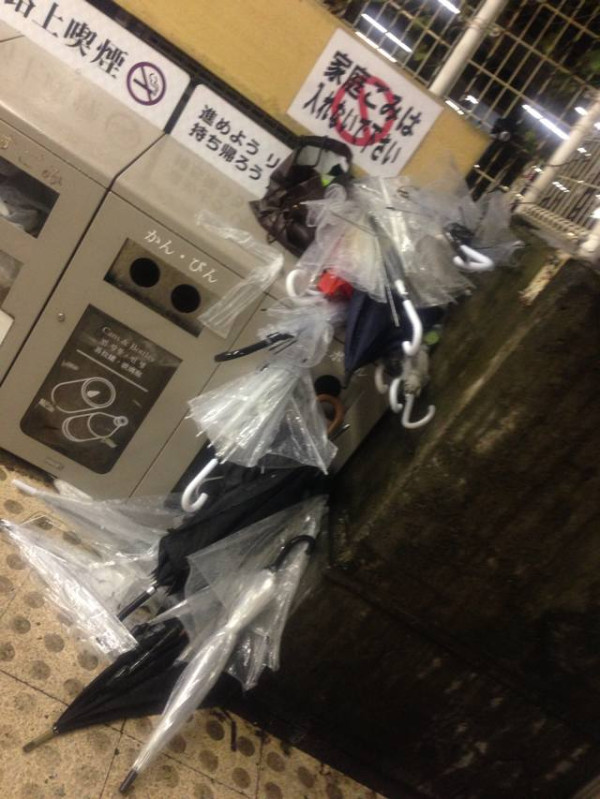 傘の墓場