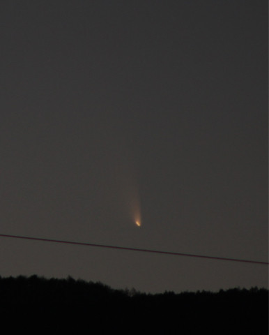 今夜のパンスターズ彗星。だいぶ彗星らしくなってきました。今日は肉眼でも確認できましたよ。何とかと言った感じですけど@諏訪