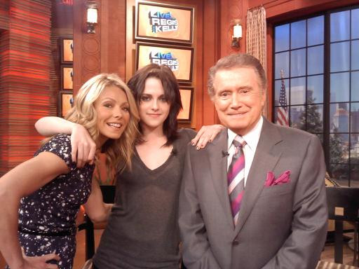Kristen with Regis and Kelly on now!