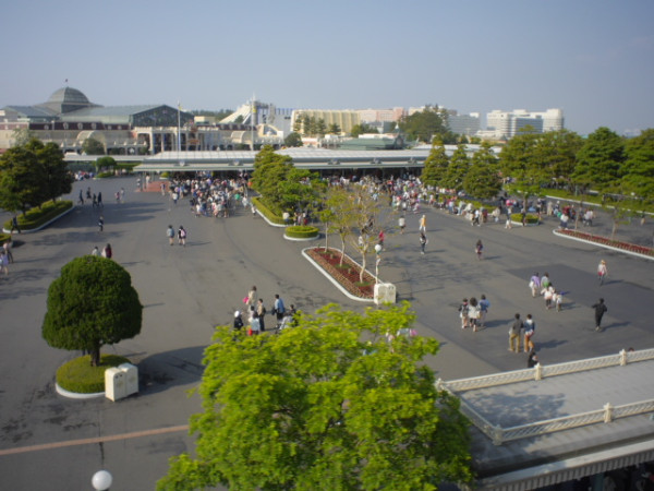 今朝の東京ディズニーランド開園待ち
