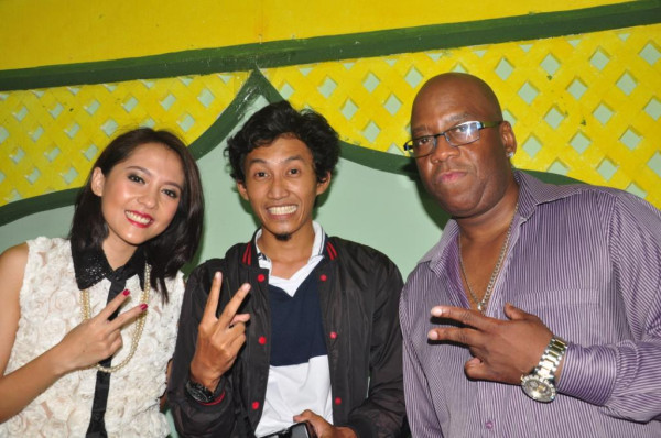 @LALAkarmela &amp; Keith martin and me..