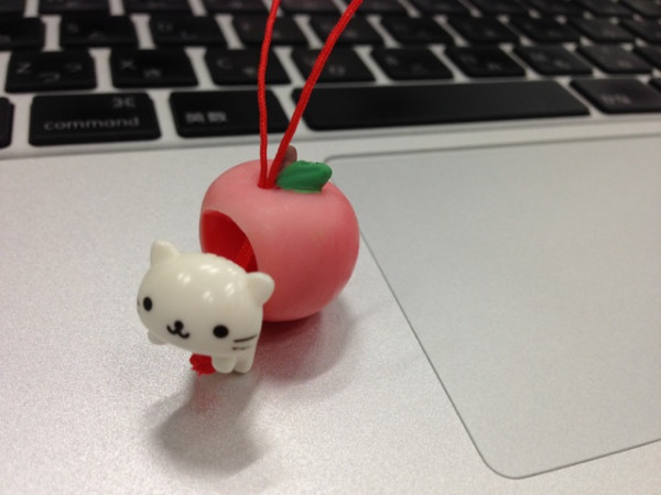 にゃんにゃんにゃんこ。もしかしたら、信州限定りんごにゃんこ？