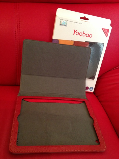 Yoobao Executive 本革 iPad 3 カバー。3300円ぐらいで購入。