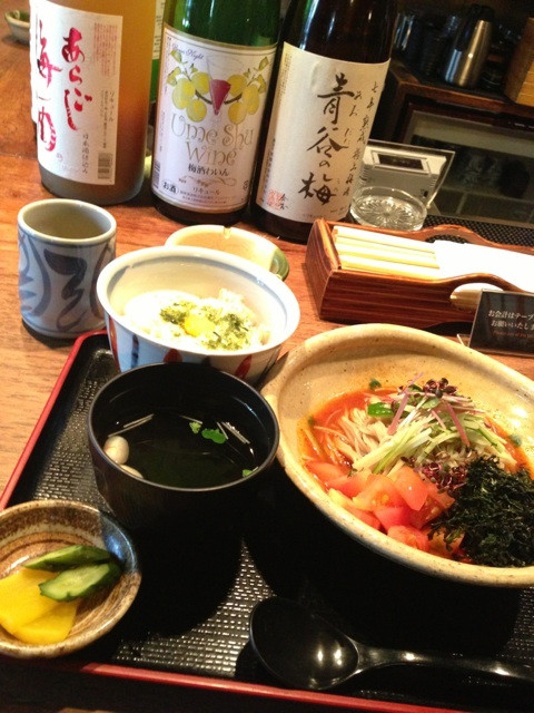 完熟トマトそば with 麦とろご飯 at 猪口猪口