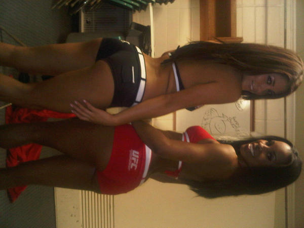 Bootylicious @chandellapowell, and my lil one :)#fb
