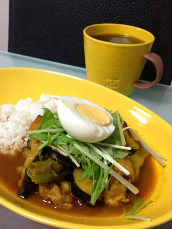 夕飯にスープカレー、うまい。