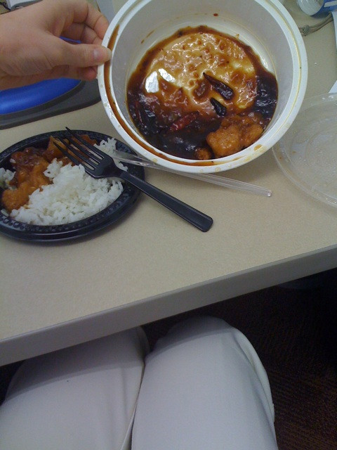 re last tweet.  Pants and general tso's.
