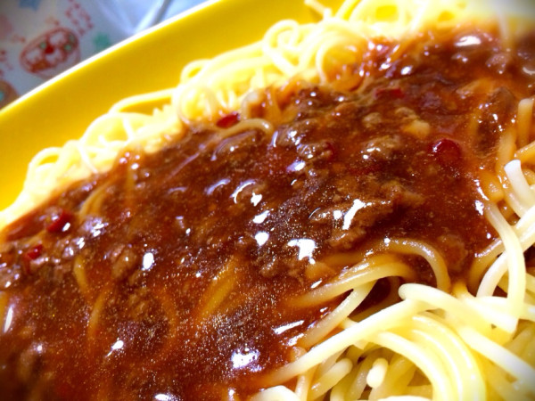 コーミ 台湾風麺タレ on マ・マー スパゲティ 太さ1.4mm