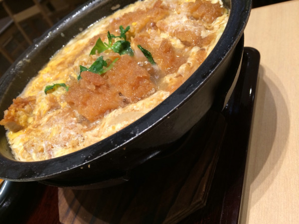 カツ鍋定食、火がついてる。 at とんかつ和幸