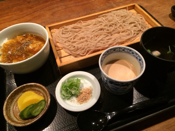 胡麻だれせいろ ＋ カレー丼 at 猪口猪口