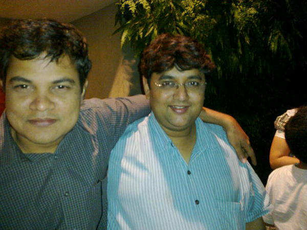 @tariquesani and @qtfan drunk on life! While @spbuty ran out of the frame