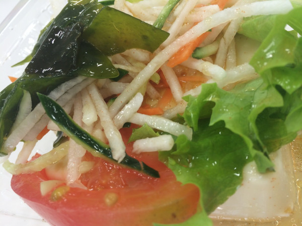 豆腐サラダ 328円 113kcal