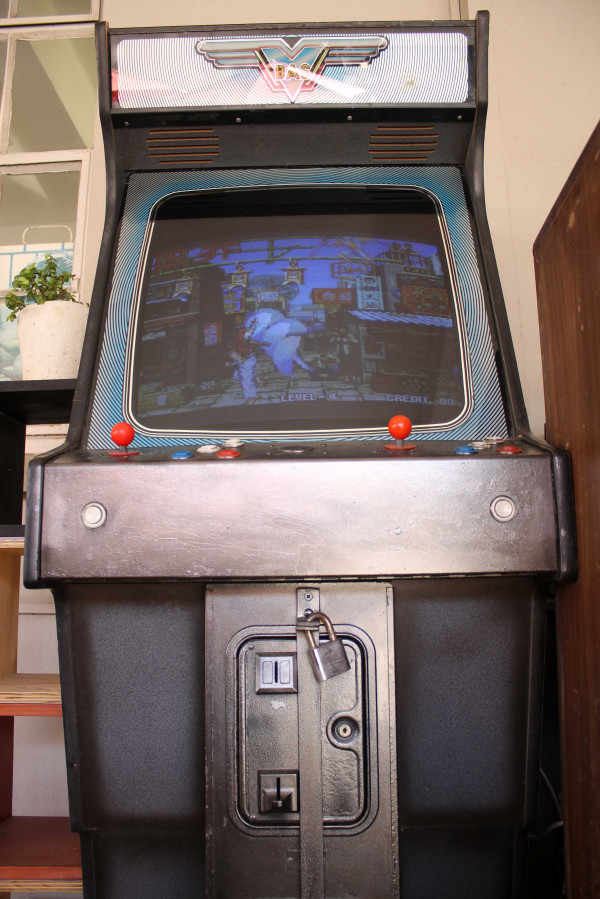 check what's new at @arcadeonfirefun this week! retrooooooooo.....