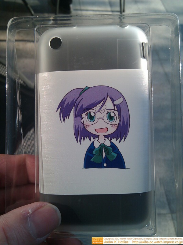 AMDファンキャラクターIkina( @amd_ikina )の @pogemuchi バージョンイラストを使ったiPhoneケース。