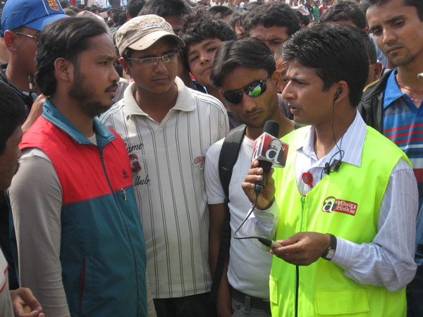 Meet the press: an Avenues anchor interview Maoist protester #MaoistStrike#Nepal